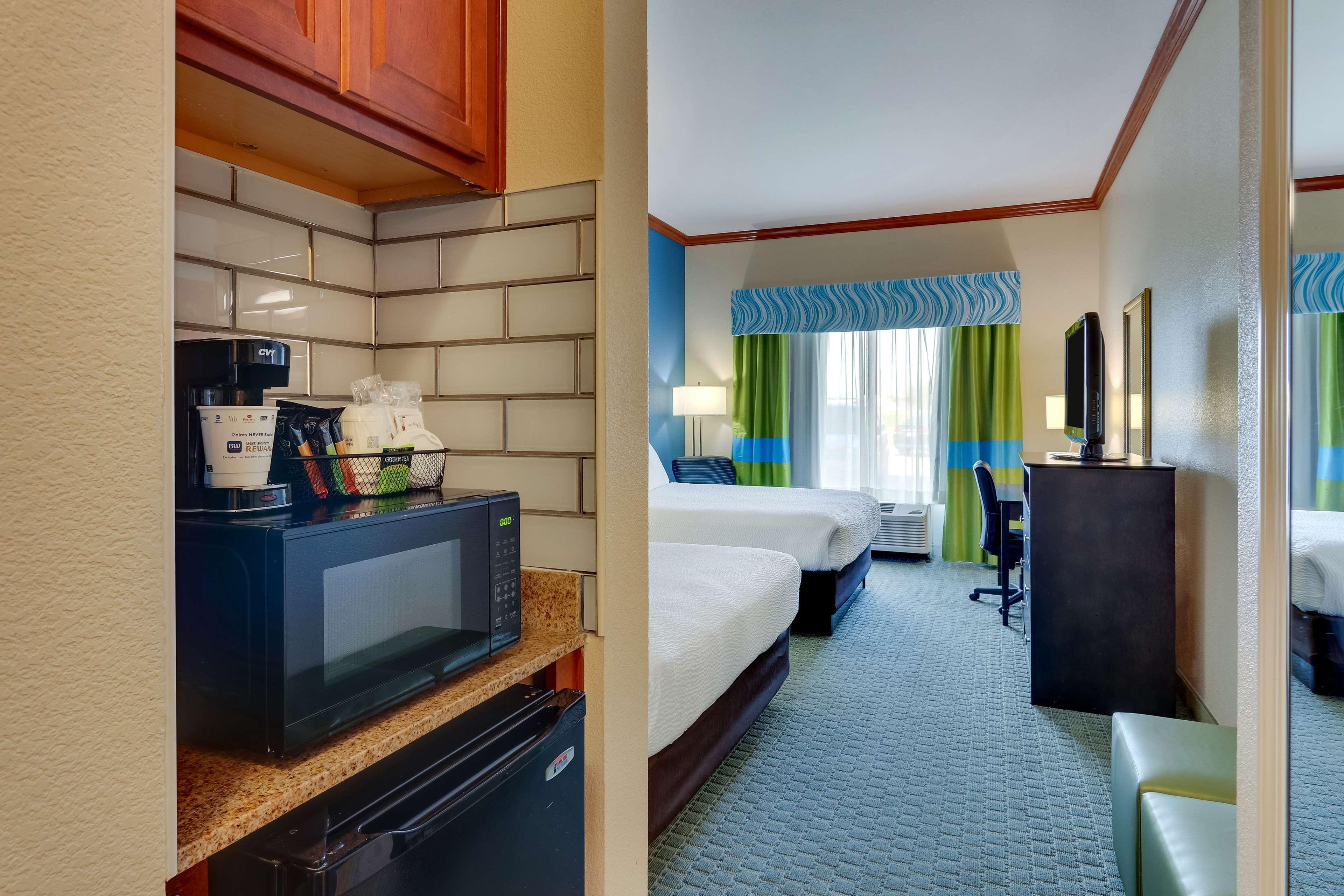 Comfort Inn & Suites Уэйко Экстерьер фото